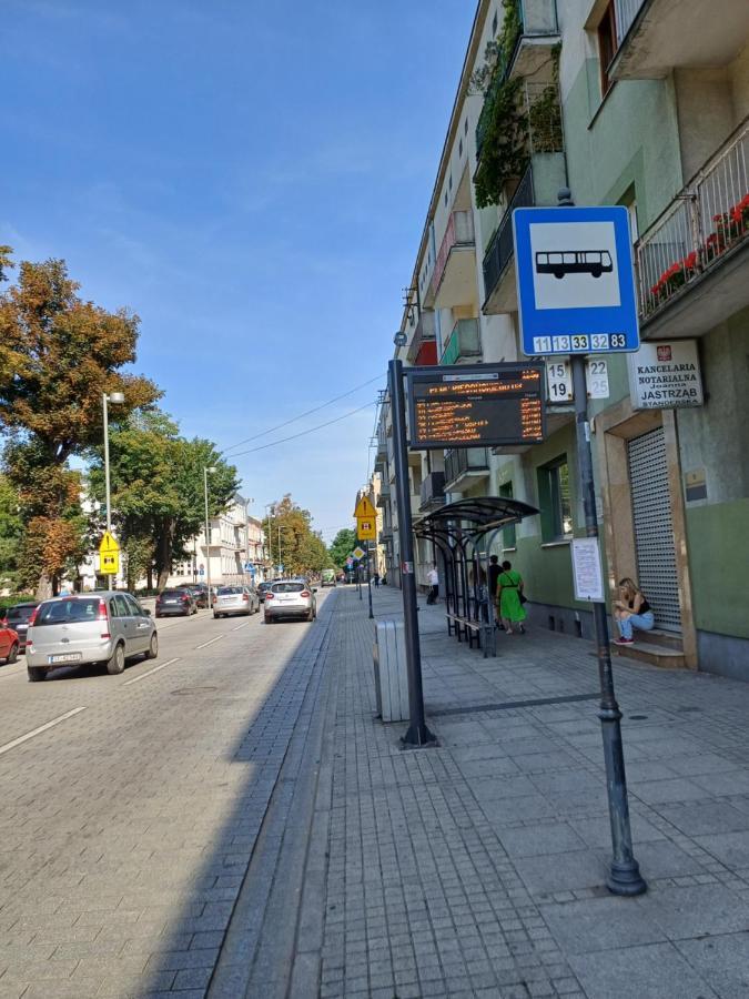 Ommpbooking Wspolna Lazienka Çestohova Dış mekan fotoğraf